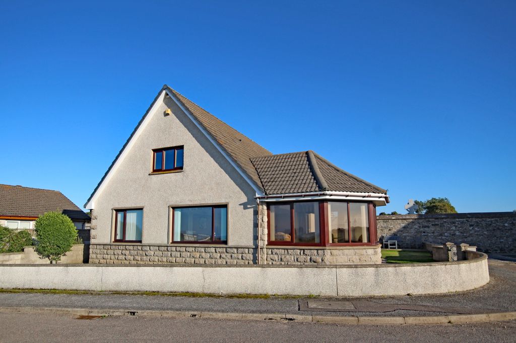 Property photo 1 of 33