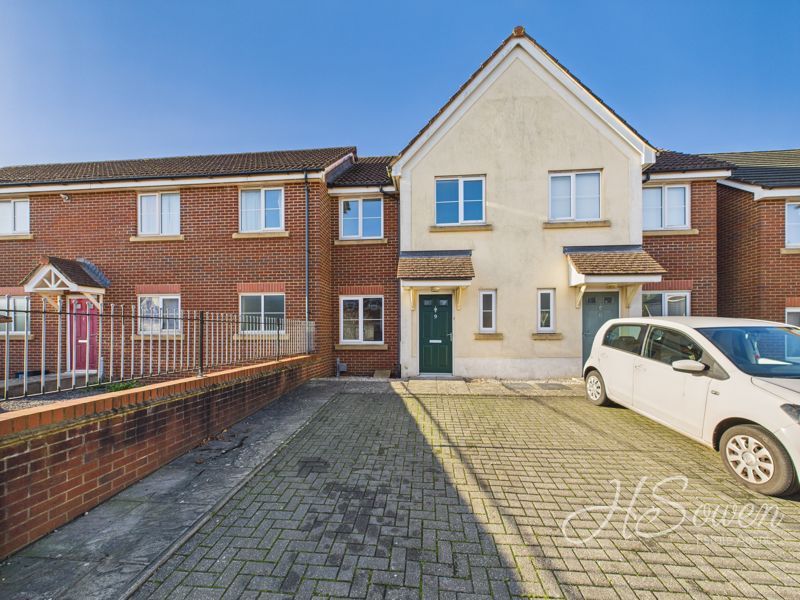 Property photo 1 of 13 Photo 11