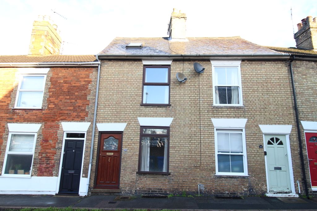 Property photo 1 of 12