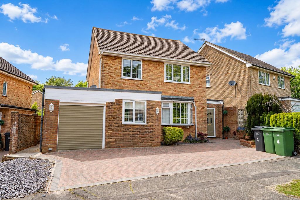 Property photo 1 of 32 322Fcd38-6Bbe-4Ffe-A77E-ce4762266905.Png