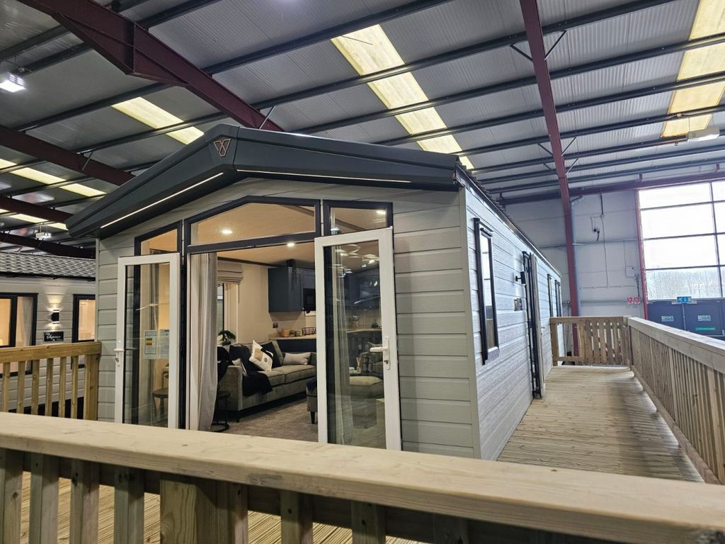 Property photo 2 of 15 15