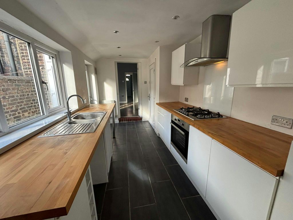 Property photo 3 of 14 4.Jpg