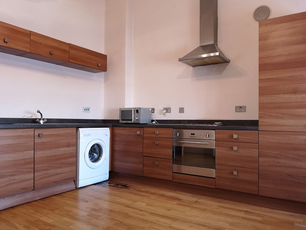 Property photo 2 of 4 Barton - Kitchen