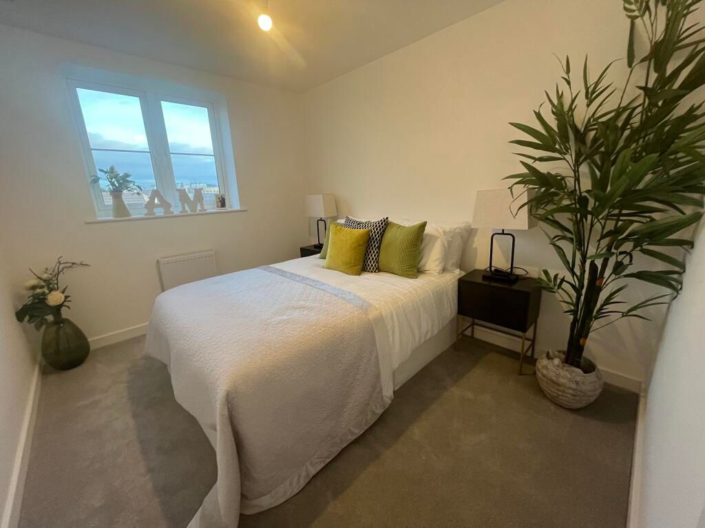 Property photo 2 of 5 Bedroom 2