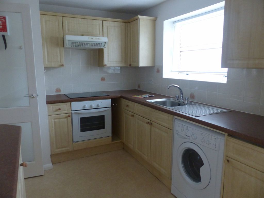 Property photo 2 of 12