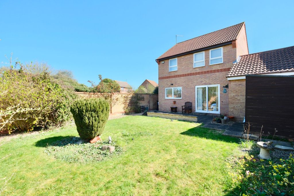 Property photo 3 of 12