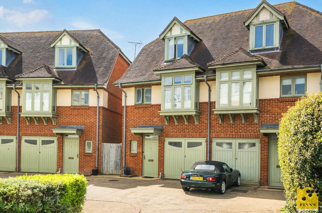 Property photo 1 of 15 Bfb9Eb38-51A5-4685-8c69-B31Fd8Bb075B.Jpg