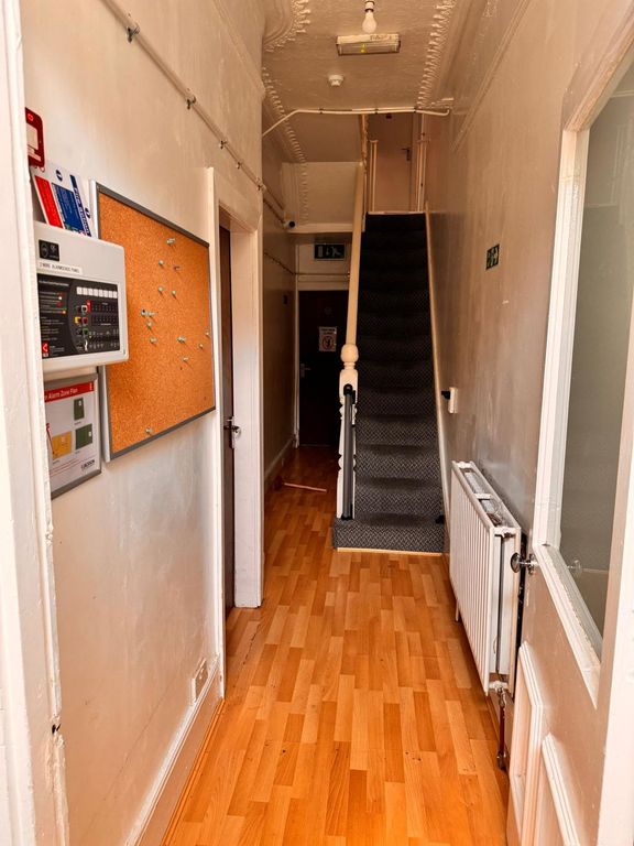 Property photo 3 of 9 Hallway