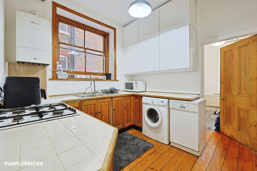 Property photo 2 of 22 Kitchen