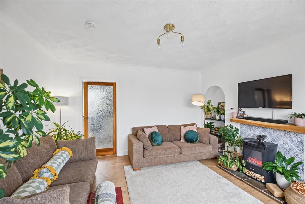 Property photo 3 of 22 Murray Avenue-13.Jpg
