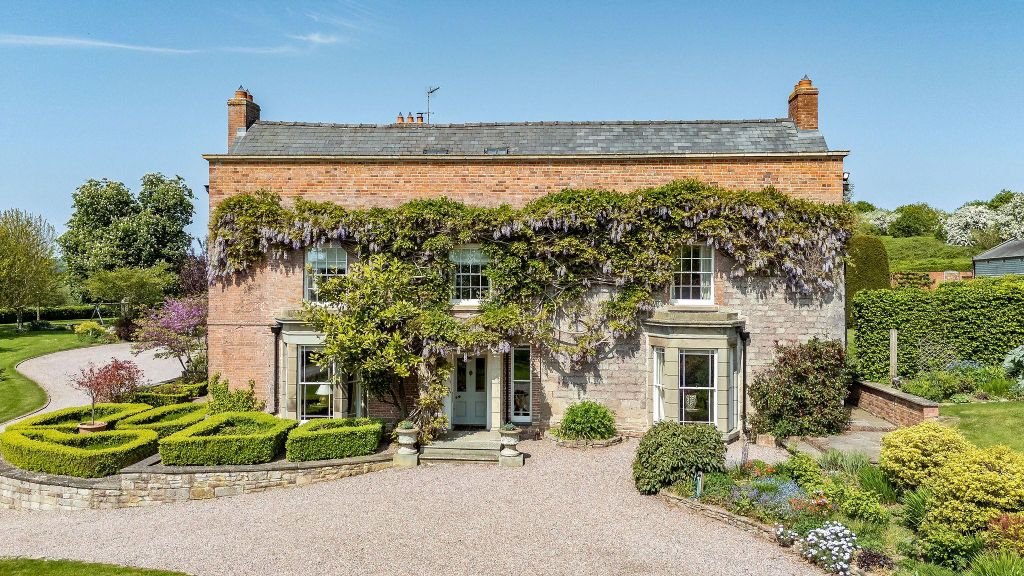 Property photo 2 of 42 Image