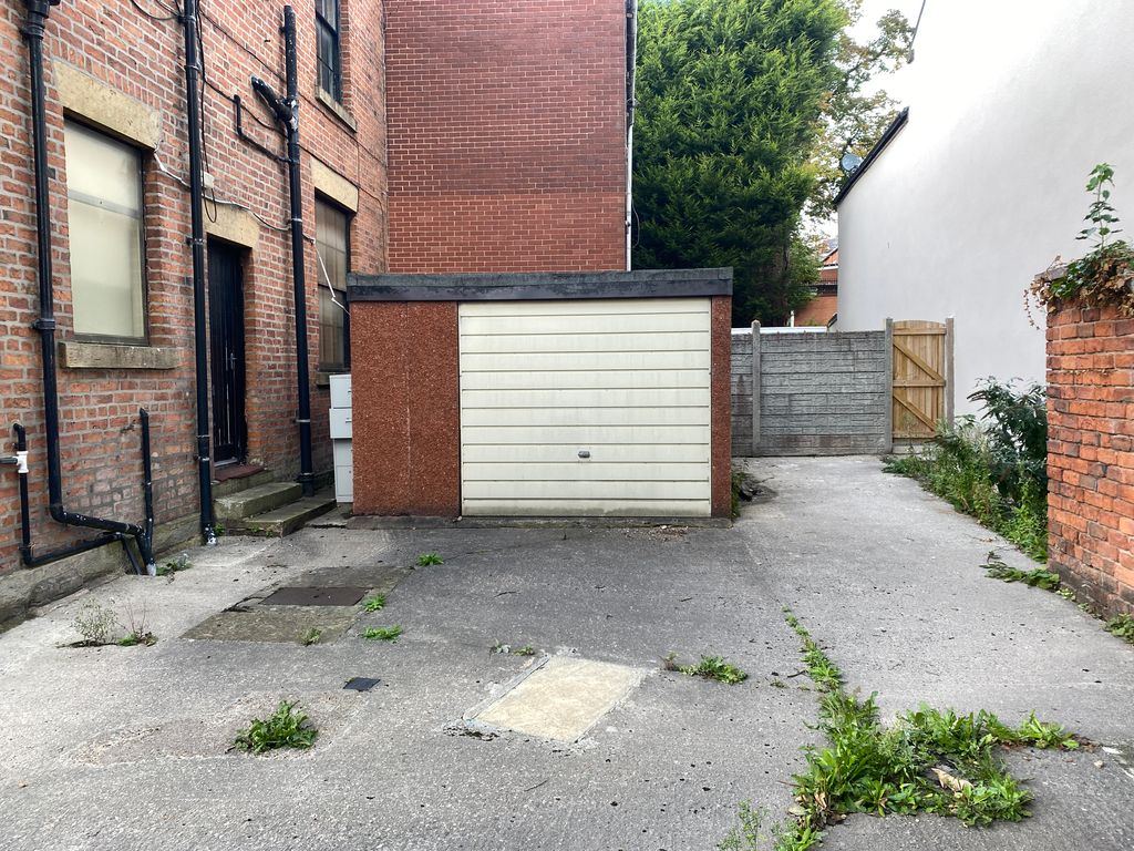 Property photo 3 of 8