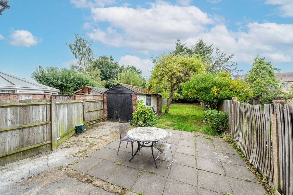 Property photo 2 of 13