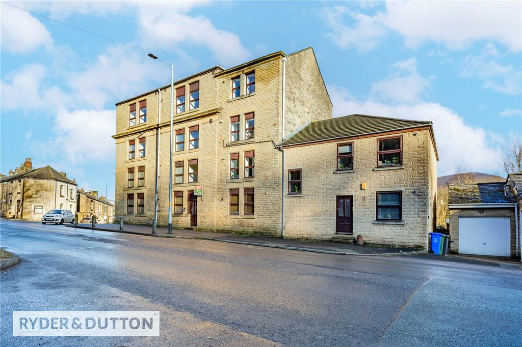 Property photo 1 of 11 External