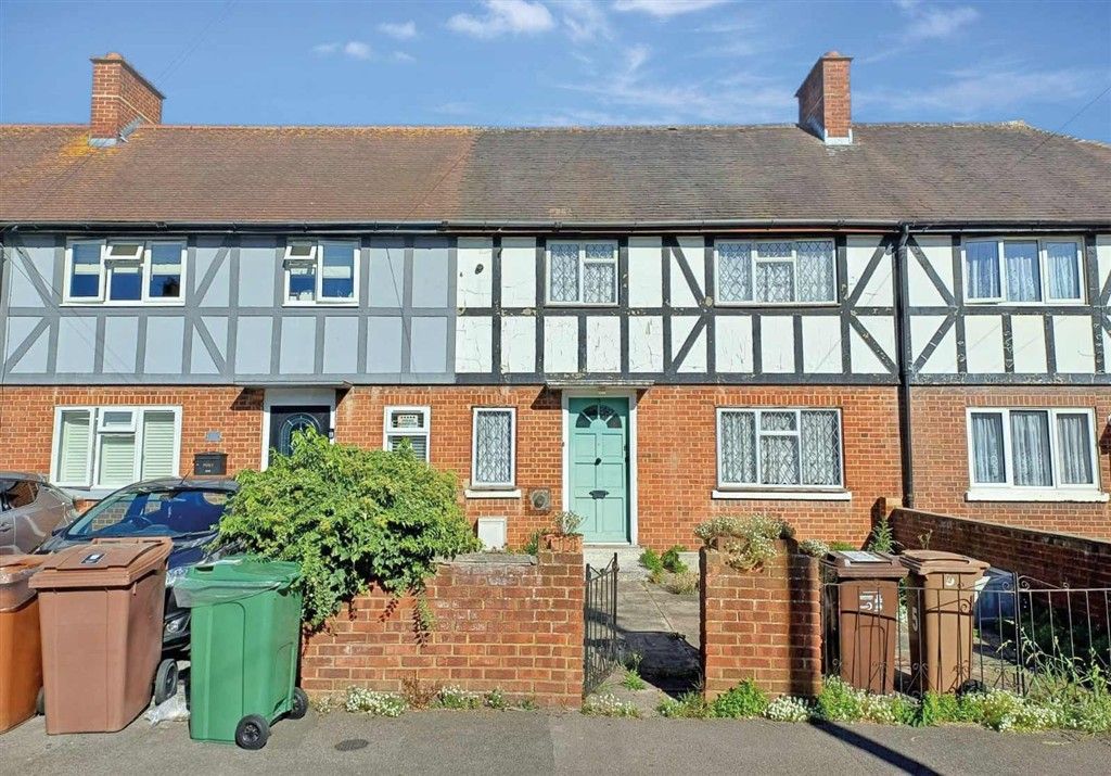 Property photo 1 of 5