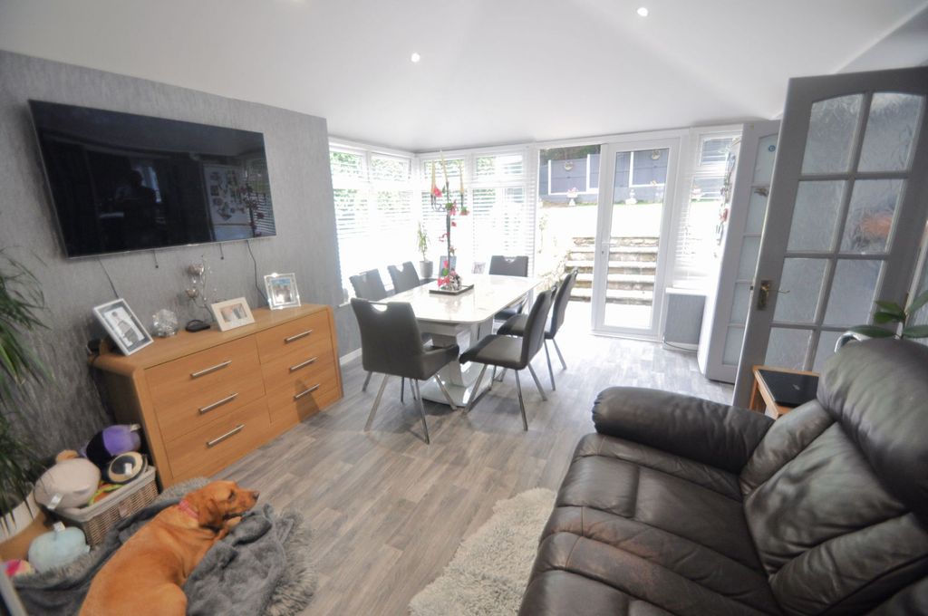 Property photo 2 of 46