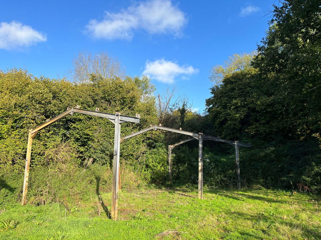 Property photo 2 of 10