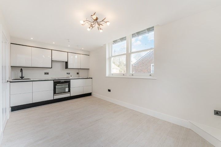 Property photo 1 of 10 Open Plan Reception