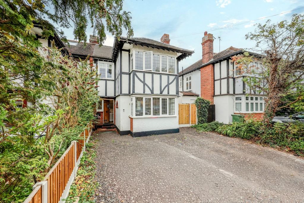 Property photo 1 of 23