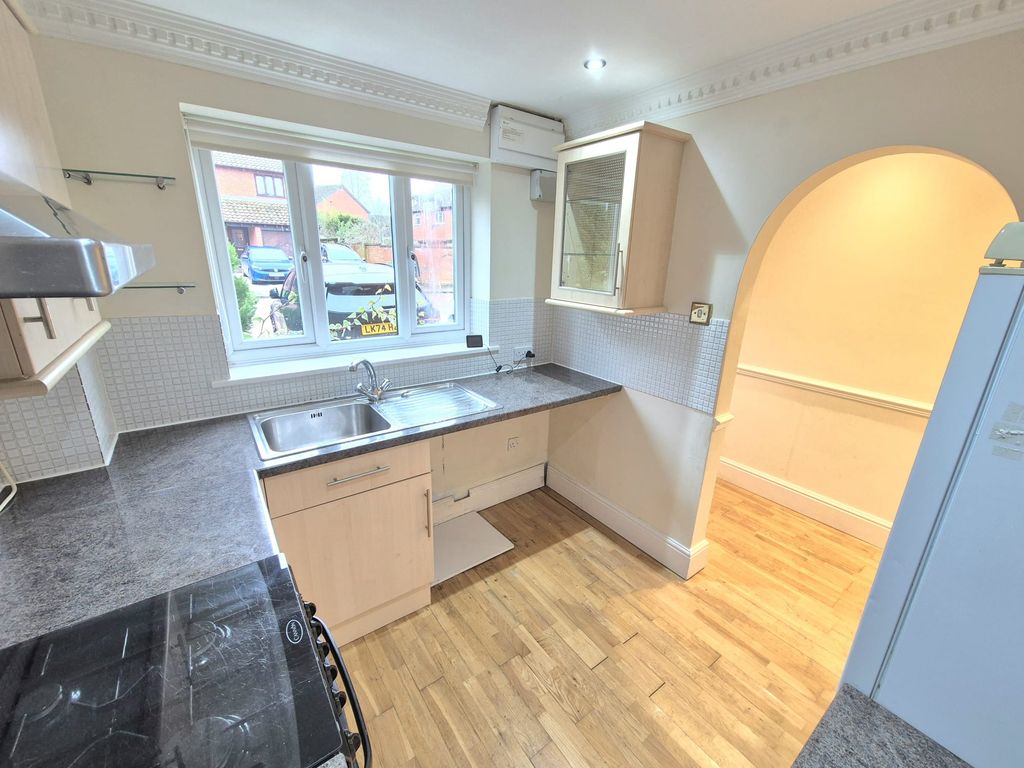 Property photo 3 of 13 Image