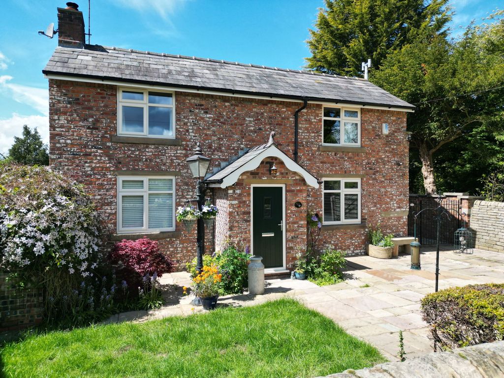 Property photo 1 of 31