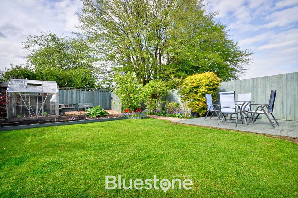 Property photo 3 of 35