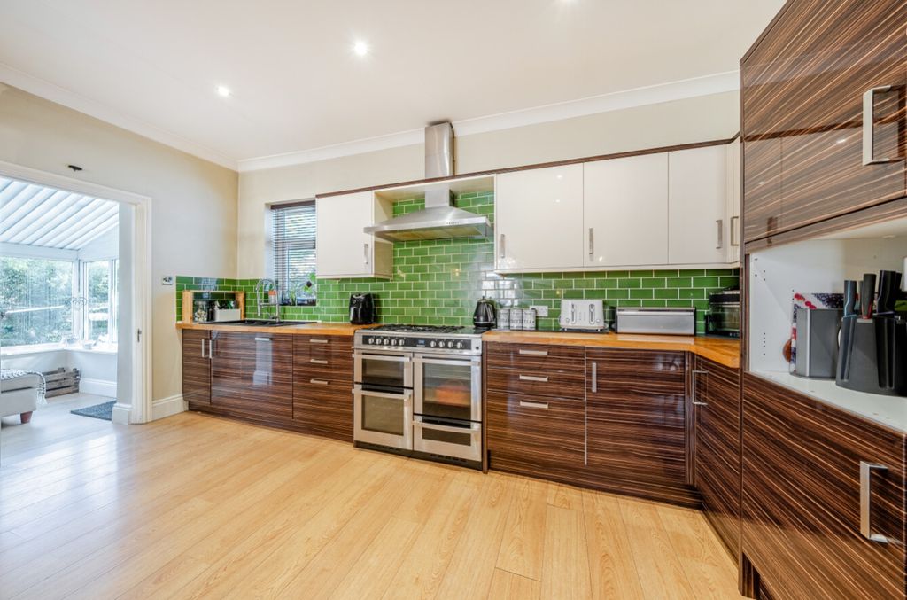 Property photo 3 of 21 Ewemove Harrogate Kitchen Dining Room