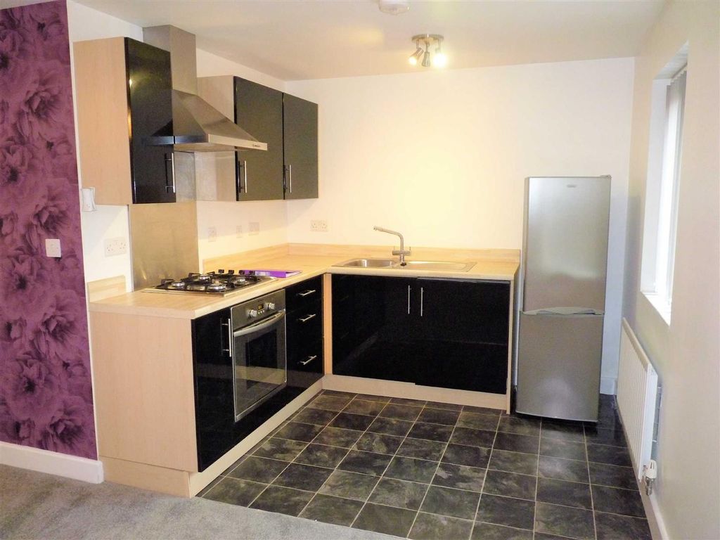 Property photo 2 of 5