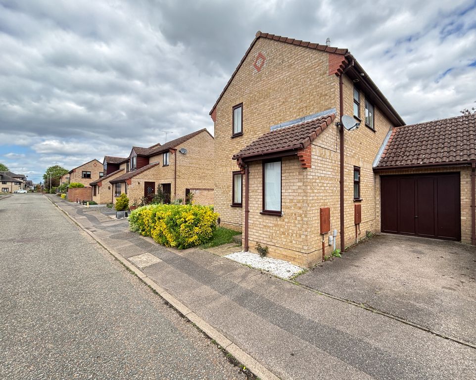 Property photo 2 of 25 Front Pics April 2025 (1)