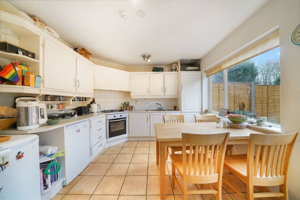 Property photo 1 of 15 Picture No. 04