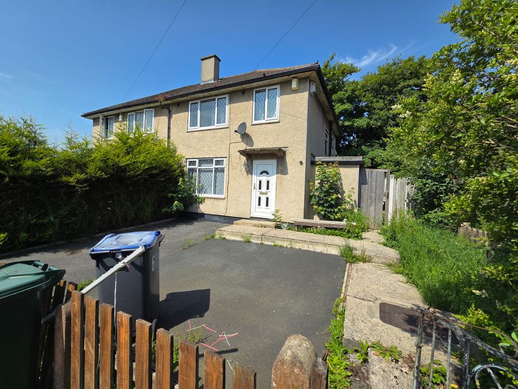 Property photo 1 of 14 67 Ferrand Avenue, Bradford, Bd4 6La