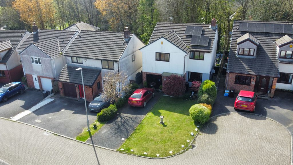 Property photo 1 of 19 Drone