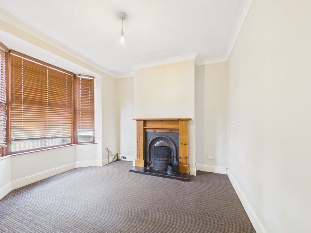 Property photo 3 of 17 4564496