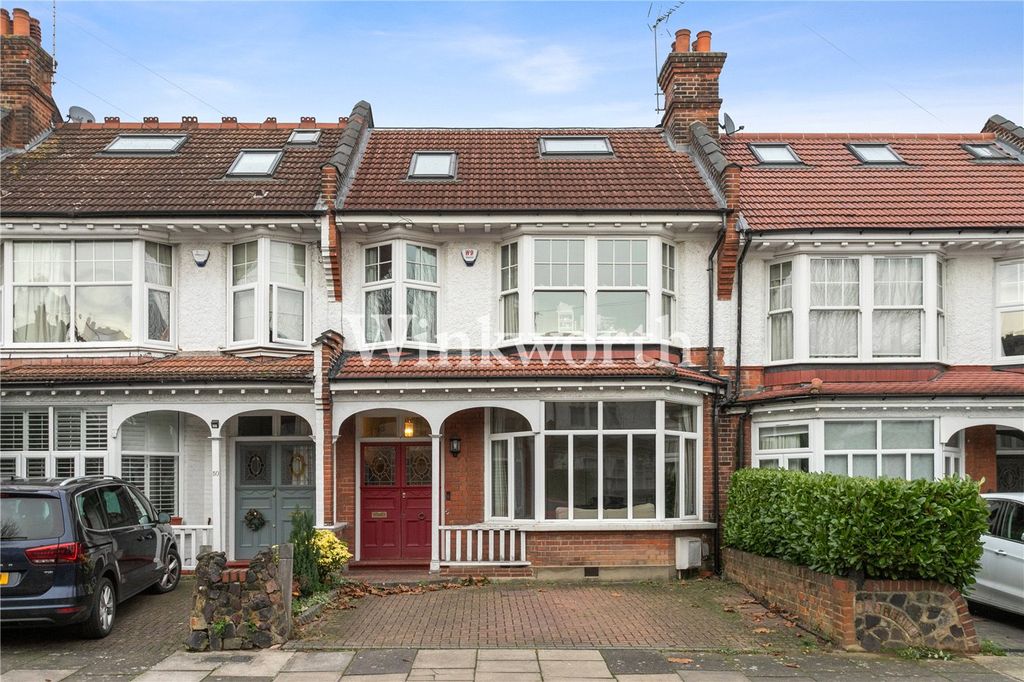 Property photo 1 of 17 Picture No. 16