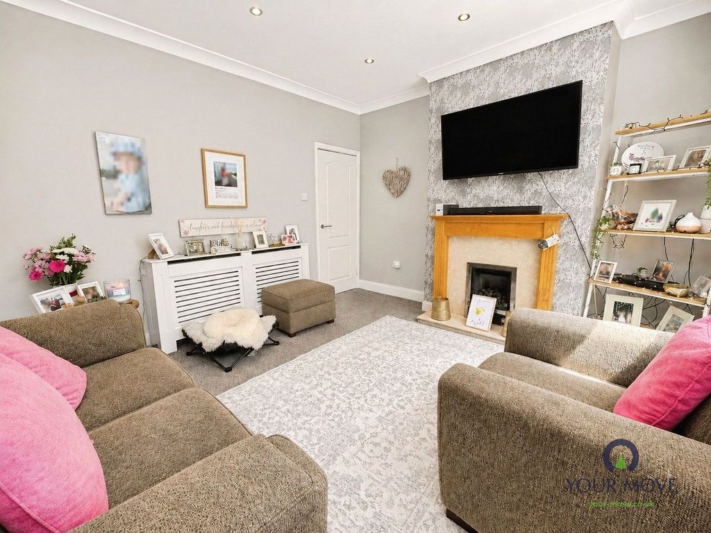 Property photo 3 of 16 Picture No. 06