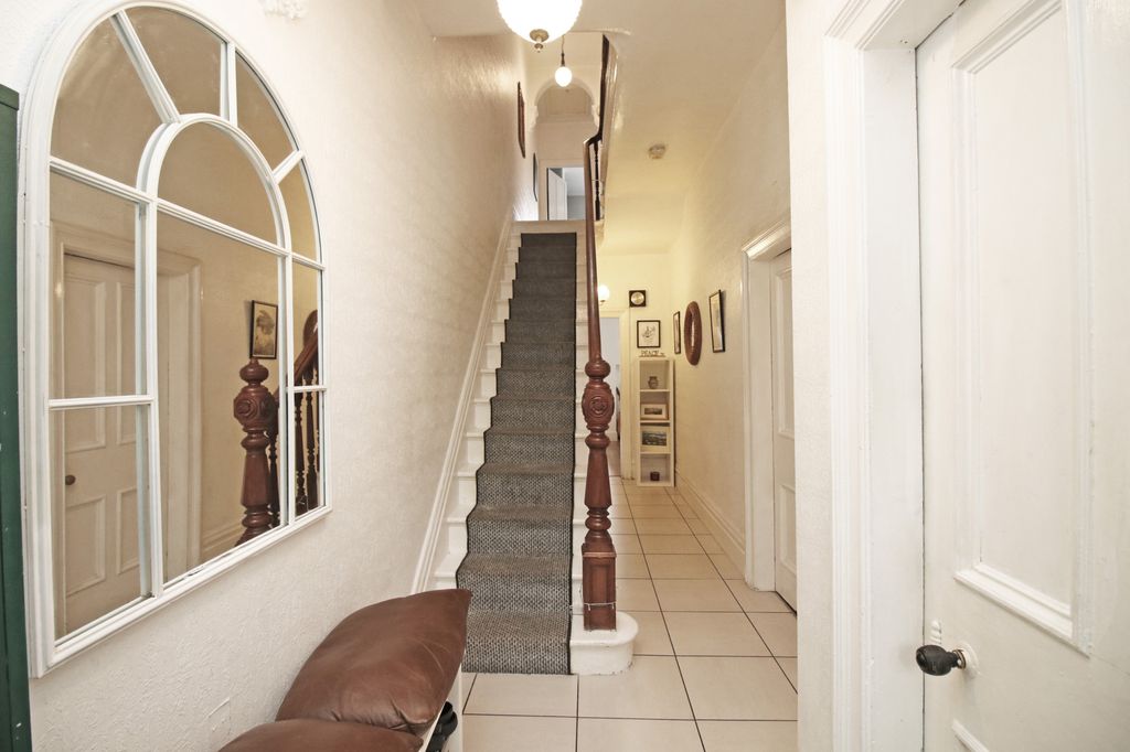 Additional image 9 of 6 bed terraced house for saleBold Street, Fleetwood FY7