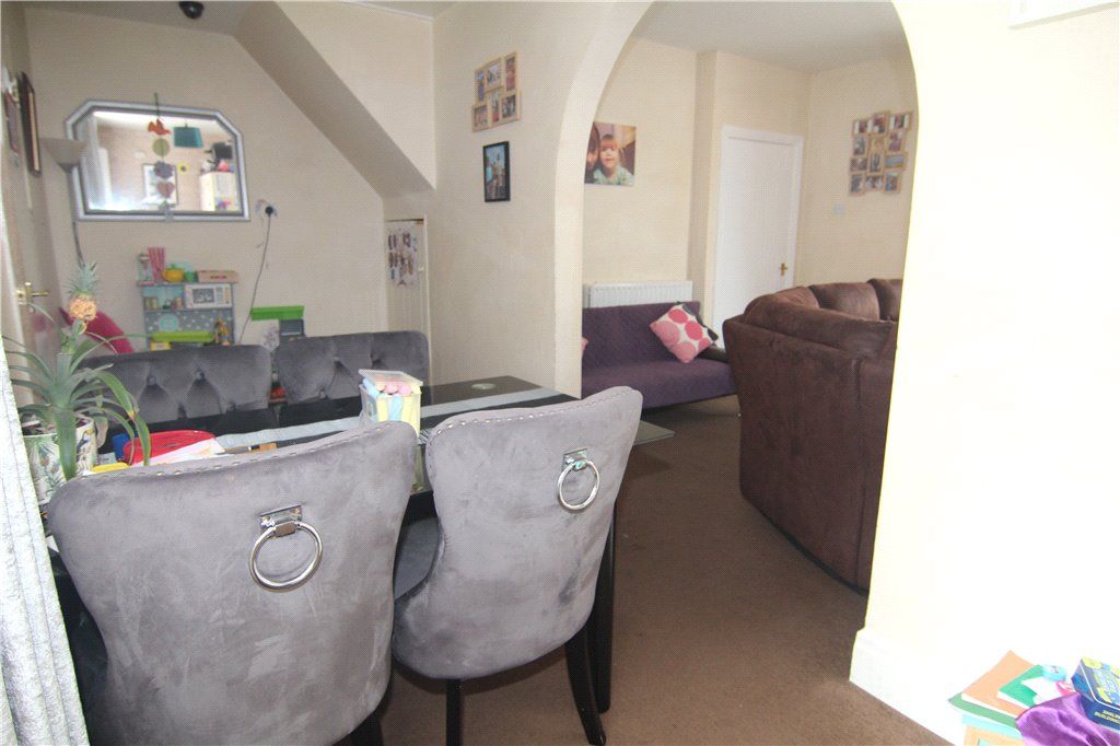Property photo 3 of 10 Picture No. 33
