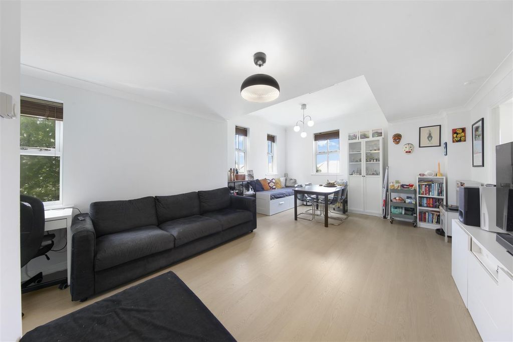 Property photo 2 of 14 Lullingstone Lane - Egbflffgyqw43Fzwkyd3.Jpg