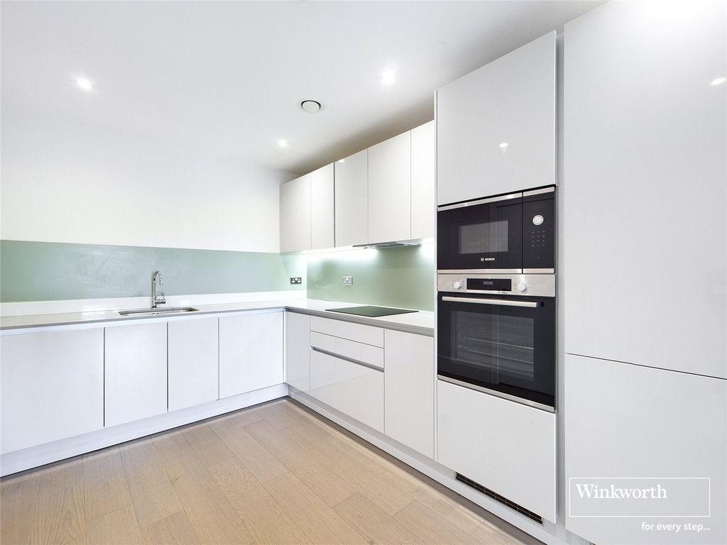 Property photo 2 of 15 Picture No. 19