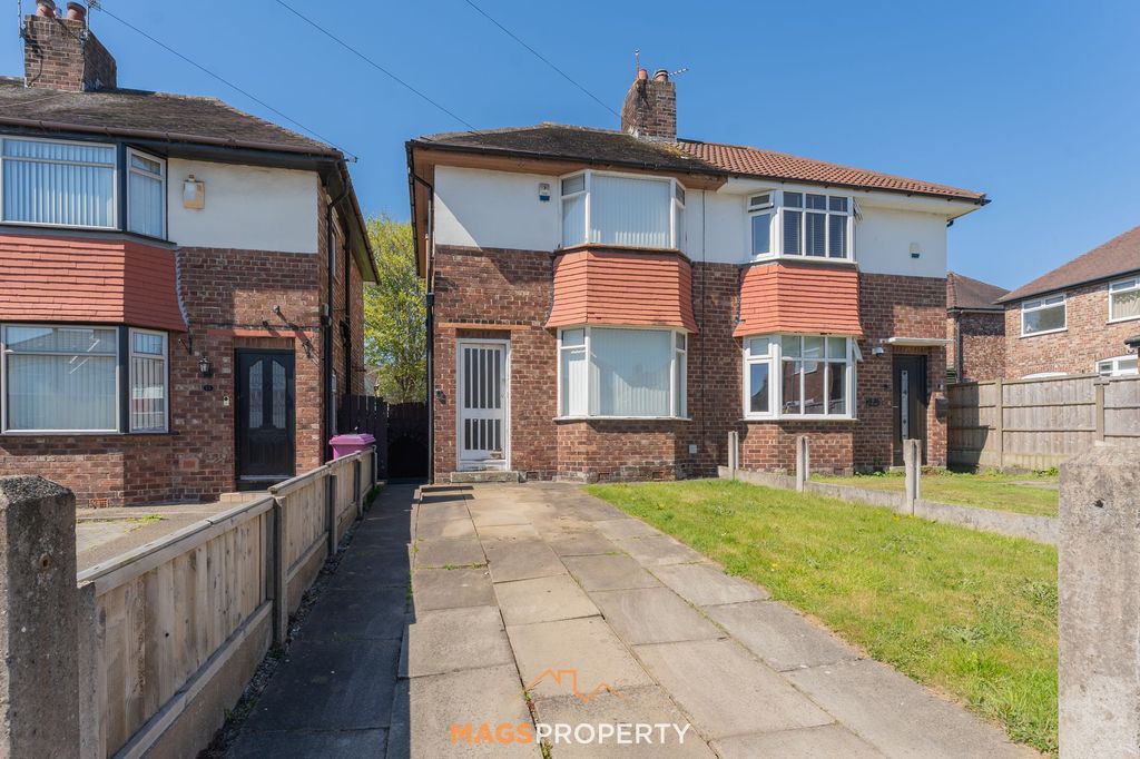 Property photo 1 of 12