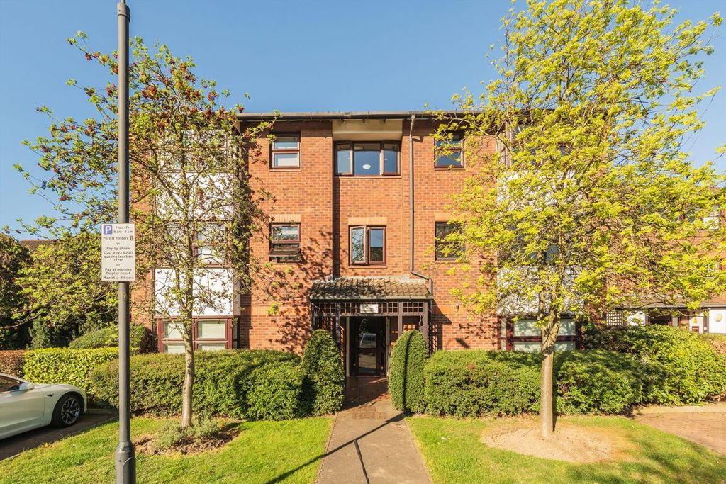 Property photo 1 of 6