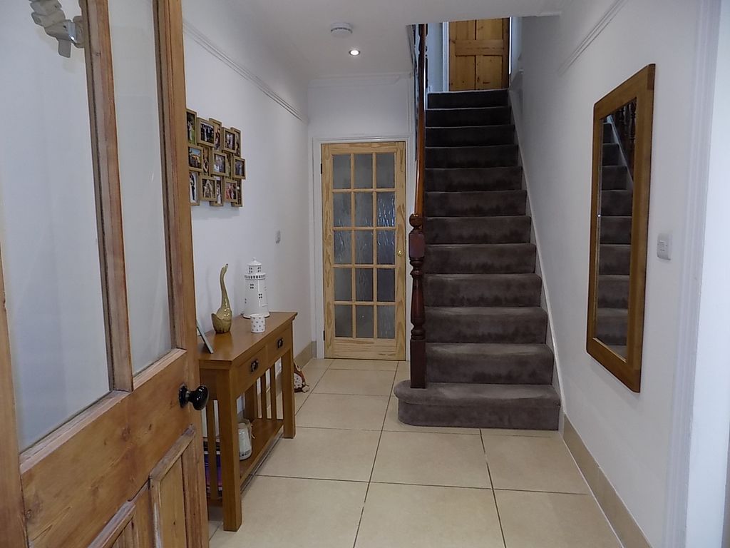 Property photo 3 of 26