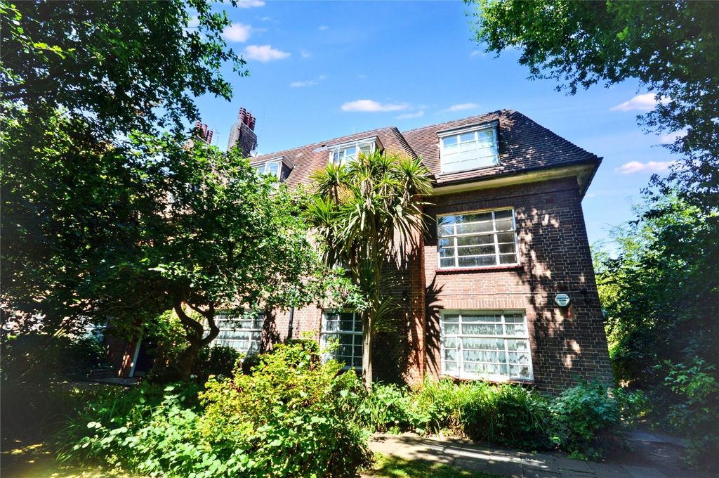 Property photo 1 of 9 External
