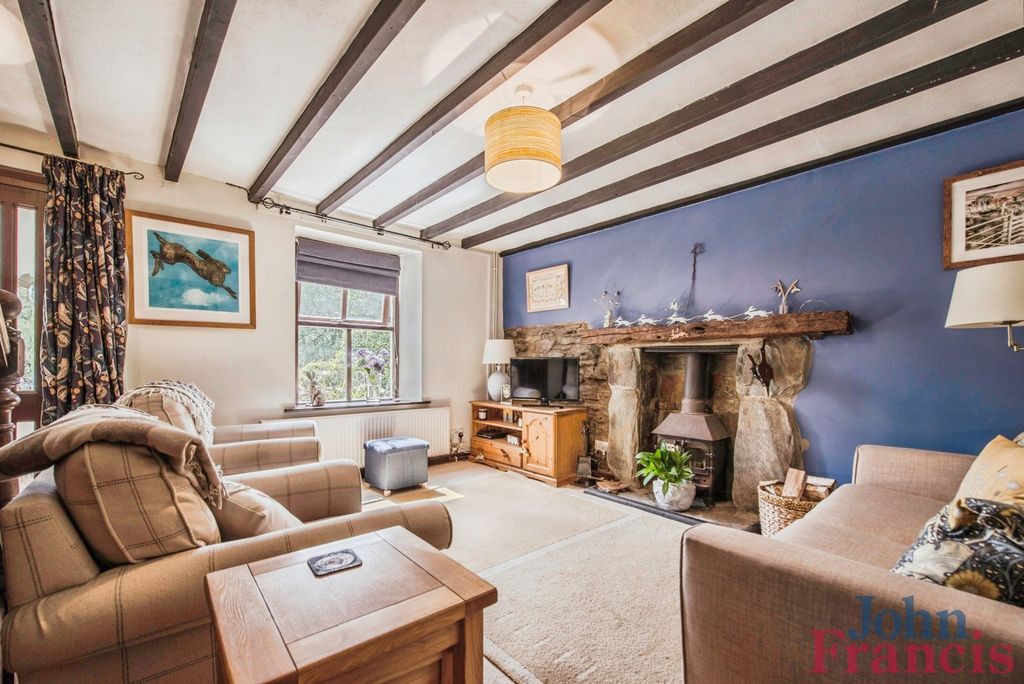 Property photo 3 of 33 Pbox-Img.Jpg