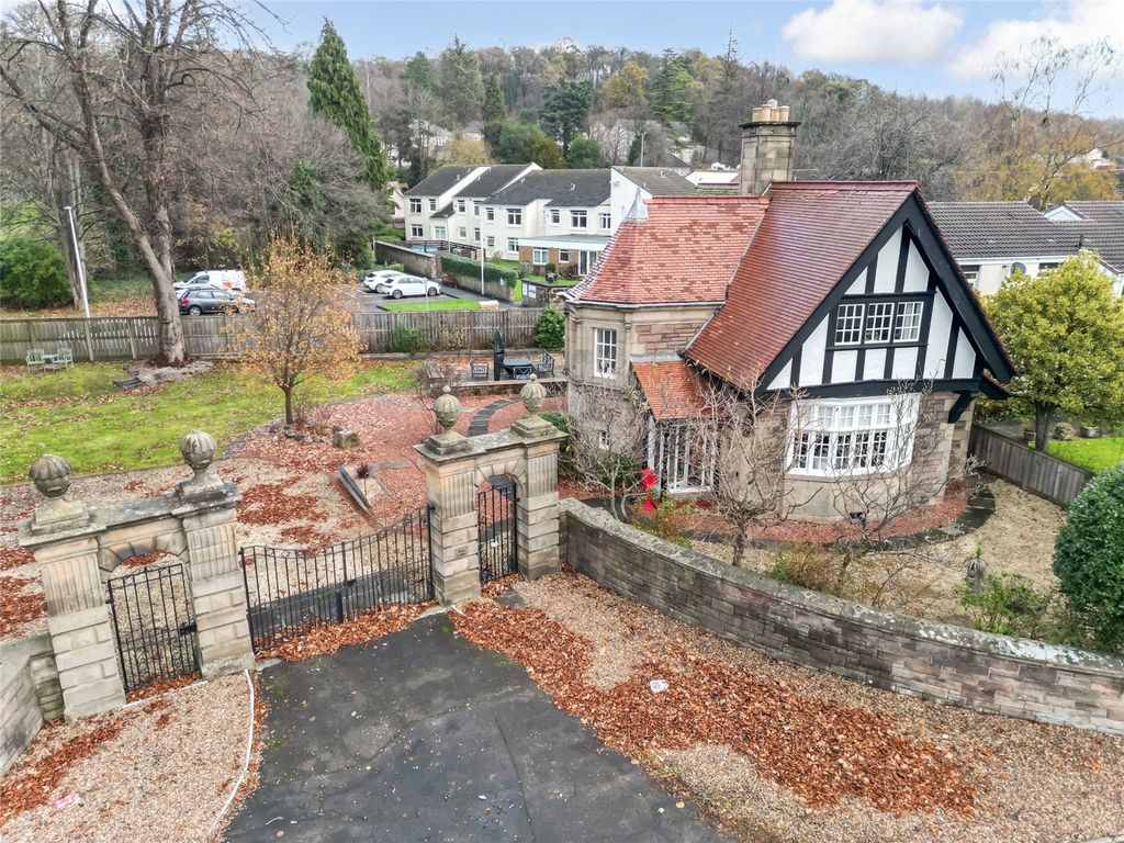 Property photo 1 of 35 Exterior