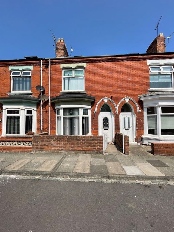 Property photo 1 of 13 Front