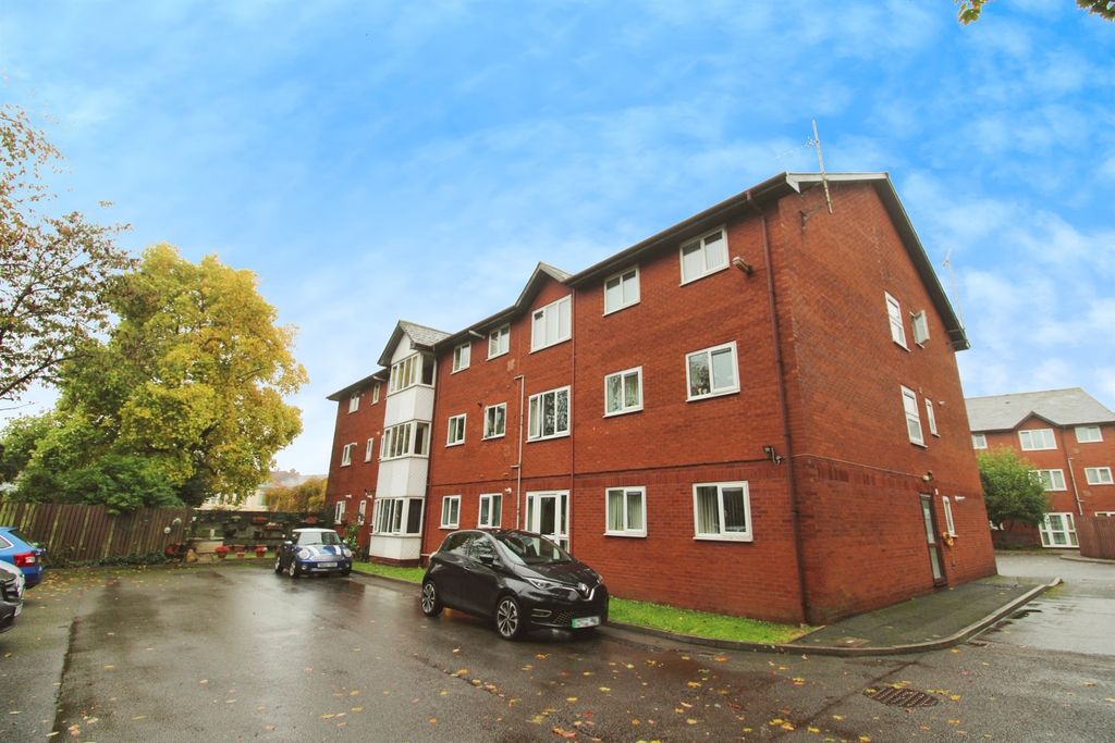 Property photo 1 of 1