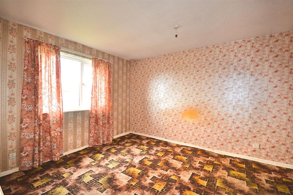 Property photo 3 of 9 2.Png