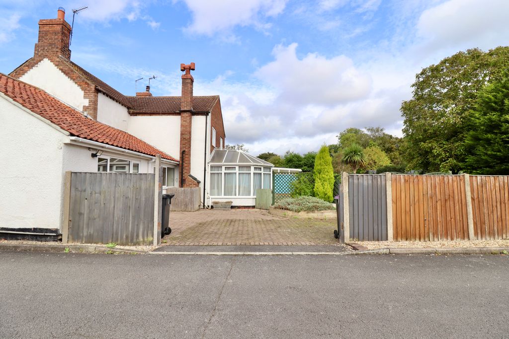 Property photo 3 of 18 Img_4372