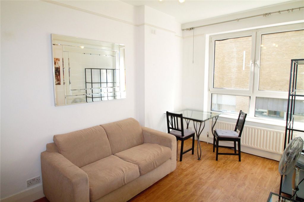Property photo 1 of 3 Picture No. 04